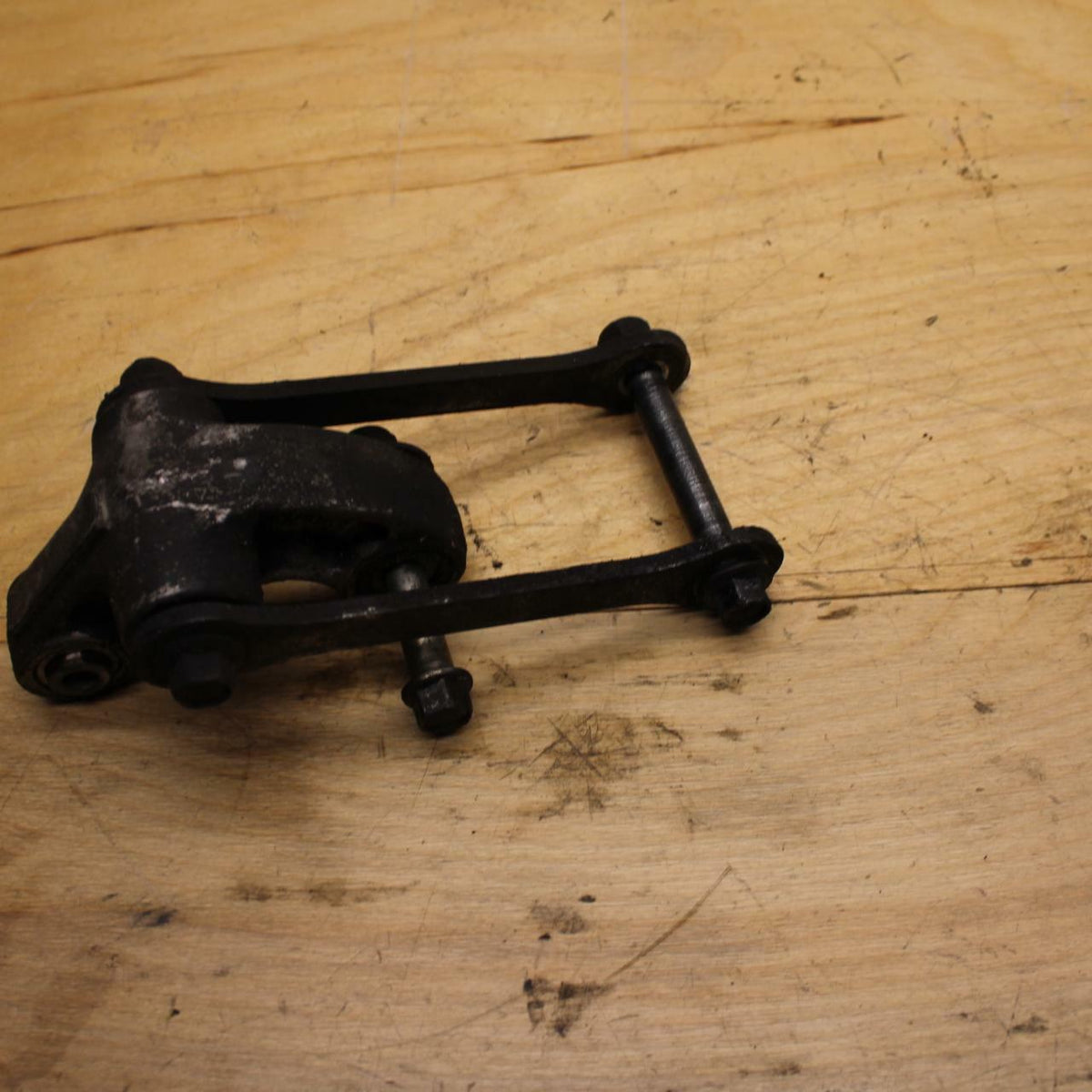 07-08 SUZUKI SV650 REAR DOGBONE SHOCK LINKAGE LINK BB316