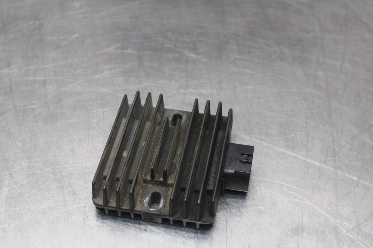 06 KAWASAKI VULCAN 900 RECTIFIER VOLTAGE REGULATOR BB799