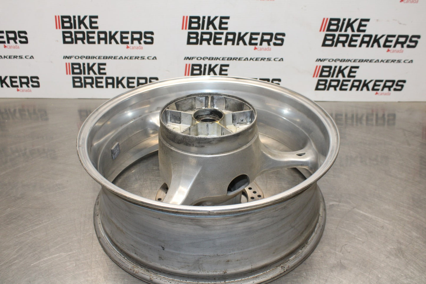 07 SUZUKI GSXR1000 REAR WHEEL BACK RIM & ROTOR BRAKE DISC BB770