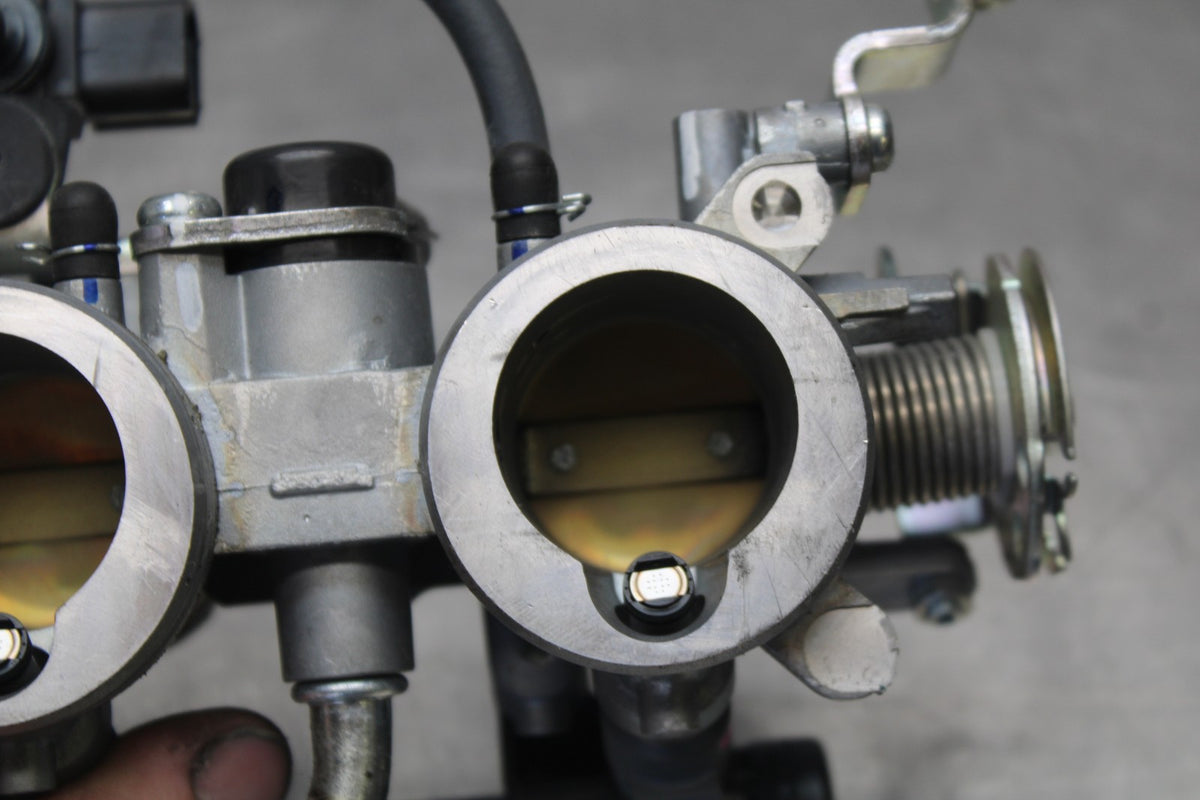 24-25 KAWASAKI ELIMINATOR 450 THROTTLE BODY BODIES BB869