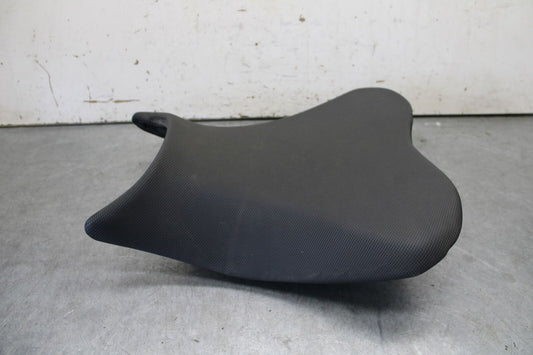 18-23 KAWASAKI NINJA 400 FRONT DRIVERS SEAT PAD SADDLE PILLION BB679