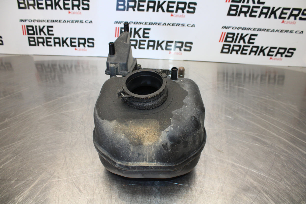 00 SUZUKI SV650 AIRBOX AIR INTAKE FILTER BOX BB156