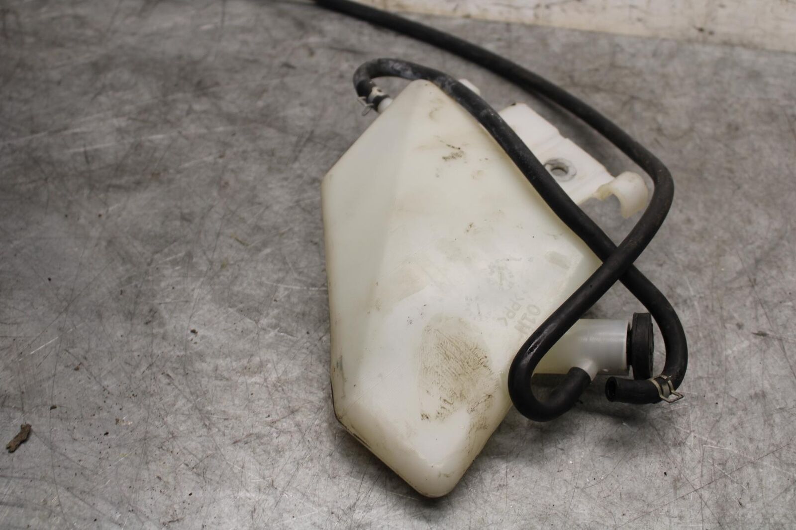 06-07 SUZUKI GSXR750 COOLANT WATER TANK RESERVOIR BOTTLE 17910-01H00  BB543
