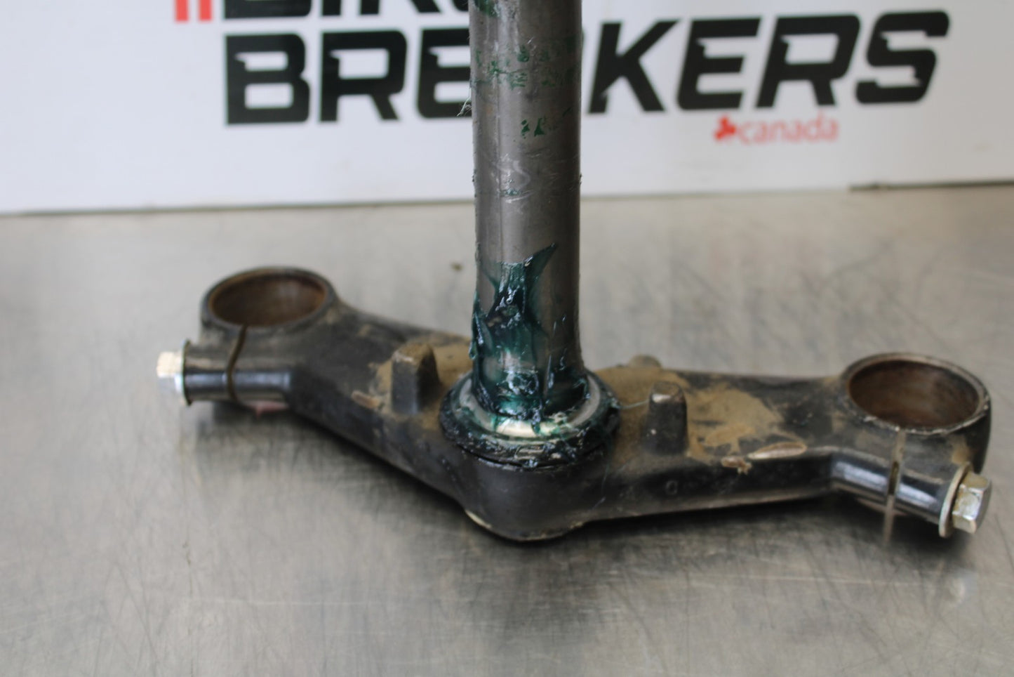 78-79 HONDA GOLDWING 1000 FRONT FORKS CLAMP LOWER TRIPLE TREE STEM BB171