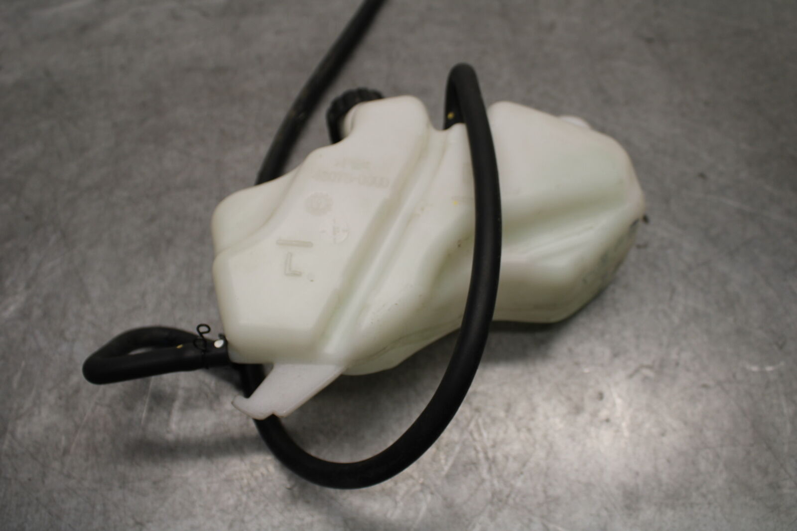 18-23 KAWASAKI NINJA 400 COOLANT WATER TANK RESERVOIR BOTTLE BB660