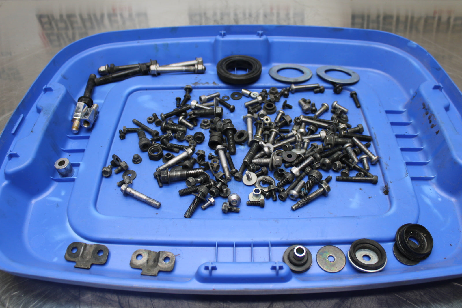 09 YAMAHA ROYAL STAR XVZ1300TF VENTURE MOUNTING BOLTS HARDWARE BB151