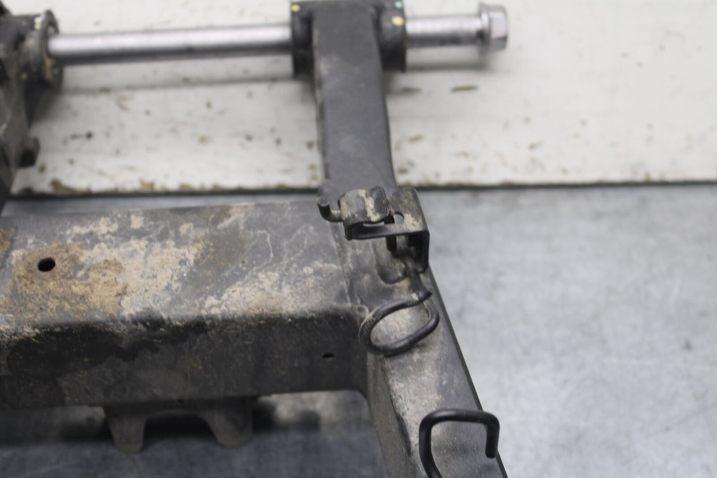 18-23 KAWASAKI NINJA 400 EX400 ABS REAR SWINGARM BACK SUSPENSION SWING ARM BB747