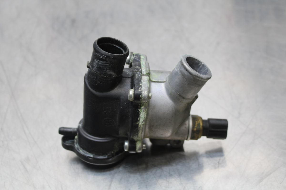 07 KAWASAKI Z1000 THERMOSTAT W HOUSING ASSEMBLY BB148