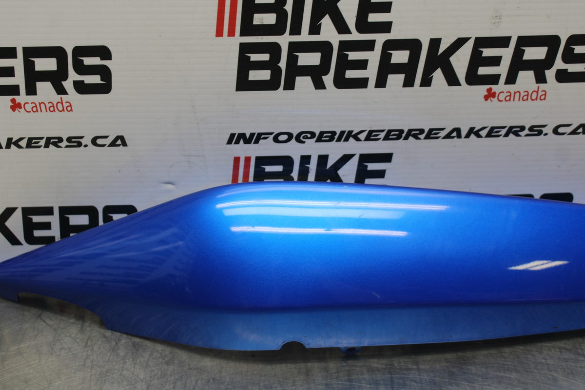 06-07 KAWASAKI NINJA 650R EX650A RIGHT REAR BACK TAIL FAIRING COWL SHROUD BB774