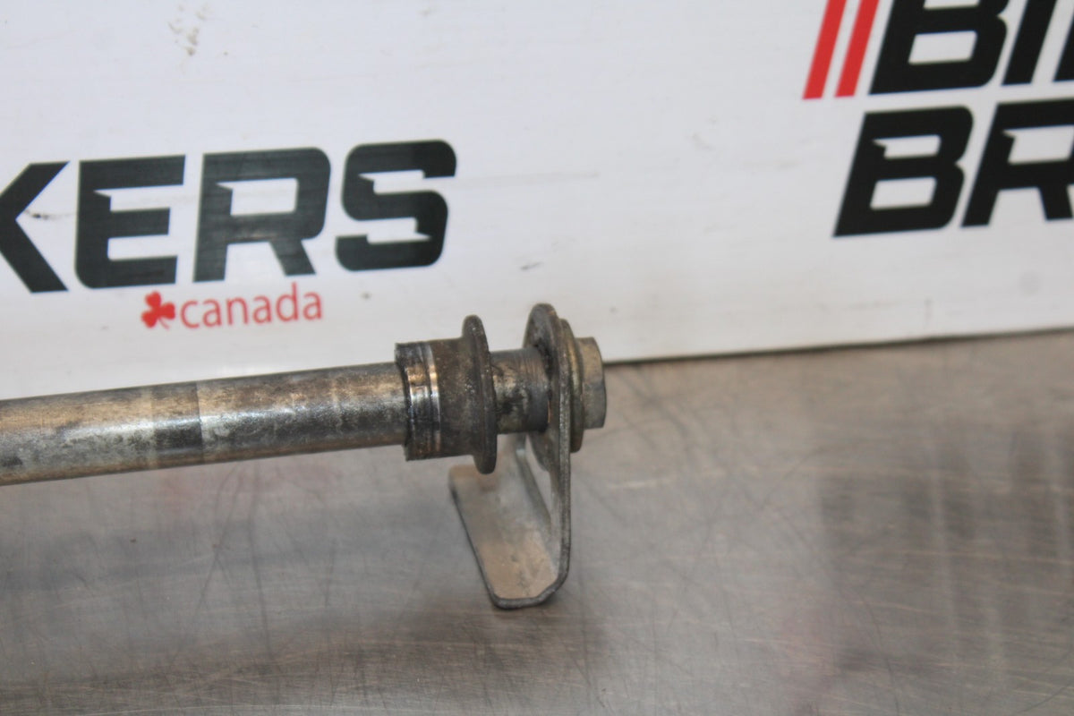 03 SUZUKI SV650 REAR AXLE BACK WHEEL RIM PIVOT BOLT AXEL BB167