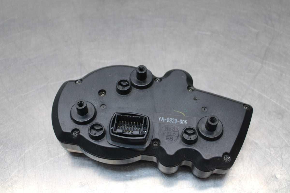 05 YAMAHA YZF R6 SPEEDO GAUGES DISPLAY CLUSTER SPEEDOMETER TACHOMETER BB814