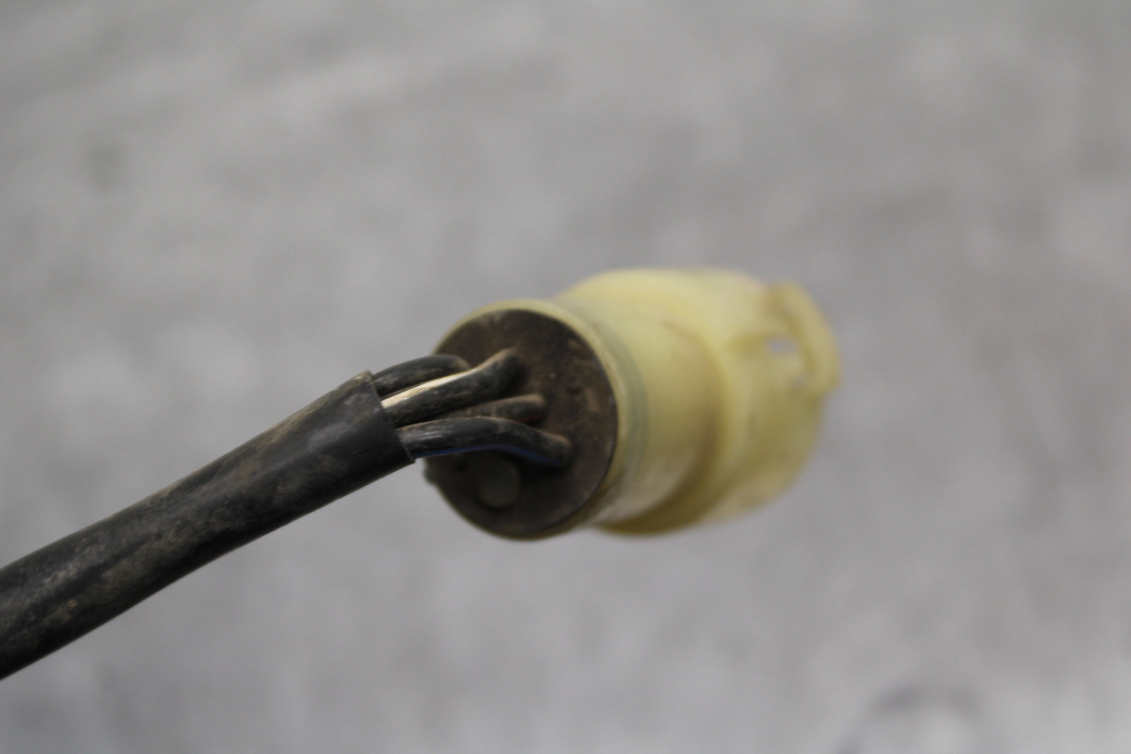 00-02 KAWASAKI NINJA ZX6R RECTIFIER VOLTAGE REGULATOR BB750