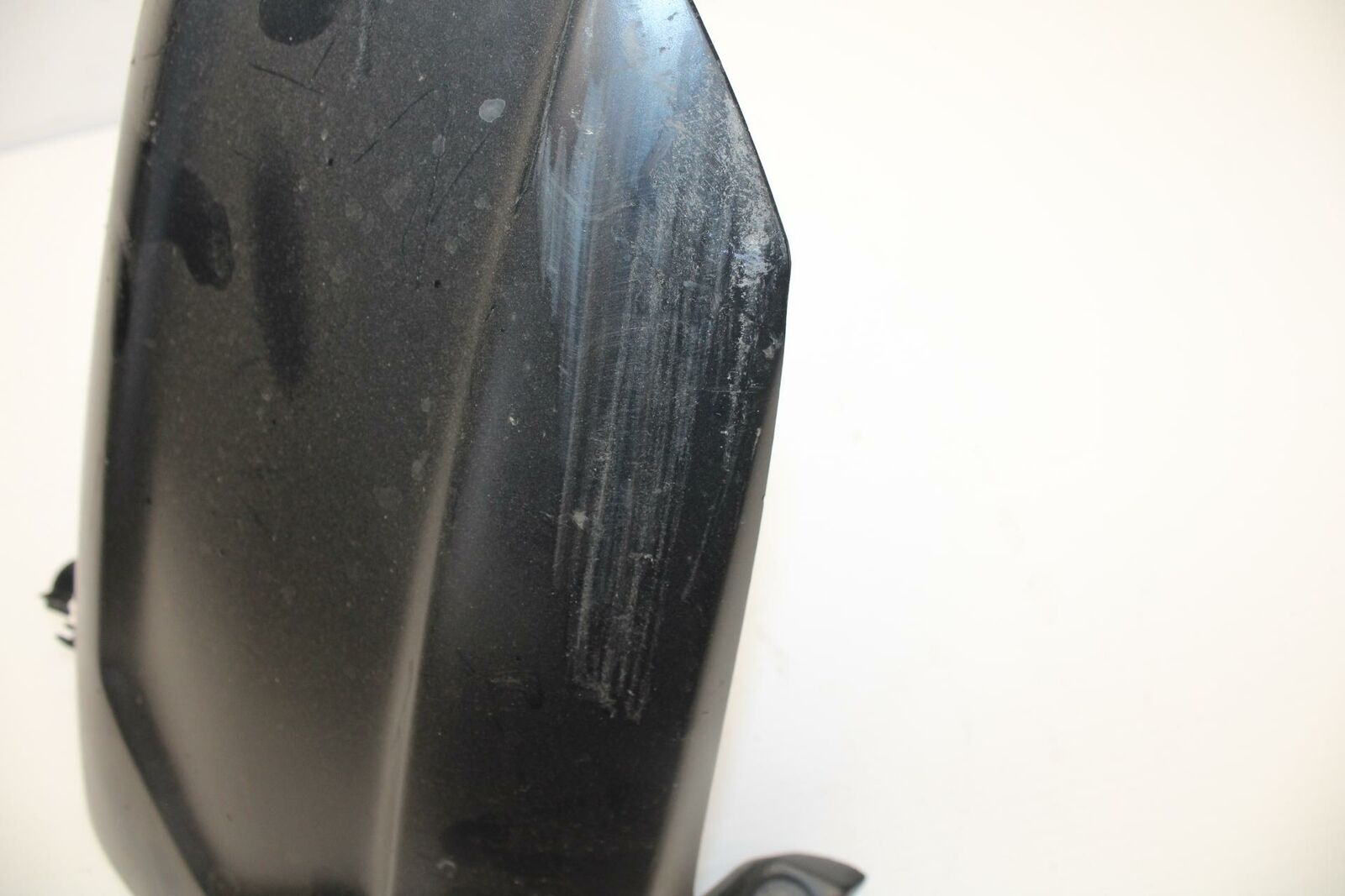 05 YAMAHA YZF R6S REAR BACK WHEEL TIRE HUGGER FENDER BB234