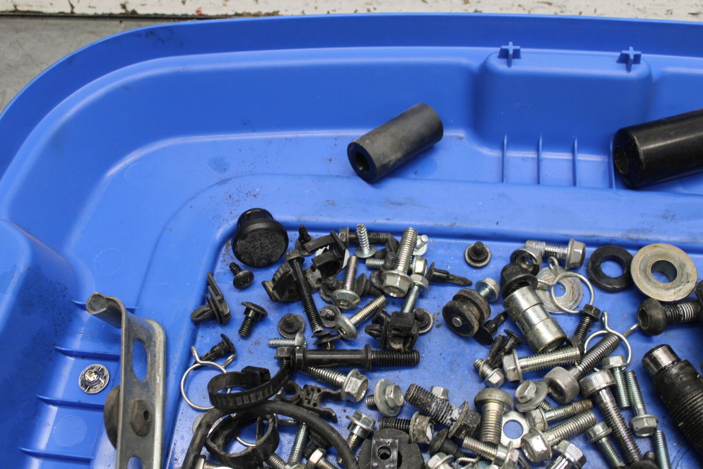 14 HONDA CTX1300A MOUNTING BOLTS HARDWARE MOTOR SCREWS BB732