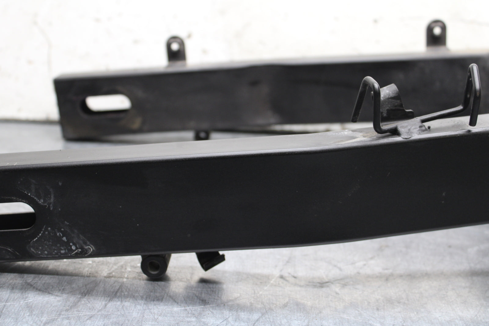 19-22 KAWASAKI Z400 REAR SWINGARM BACK SUSPENSION SWING ARM BB708