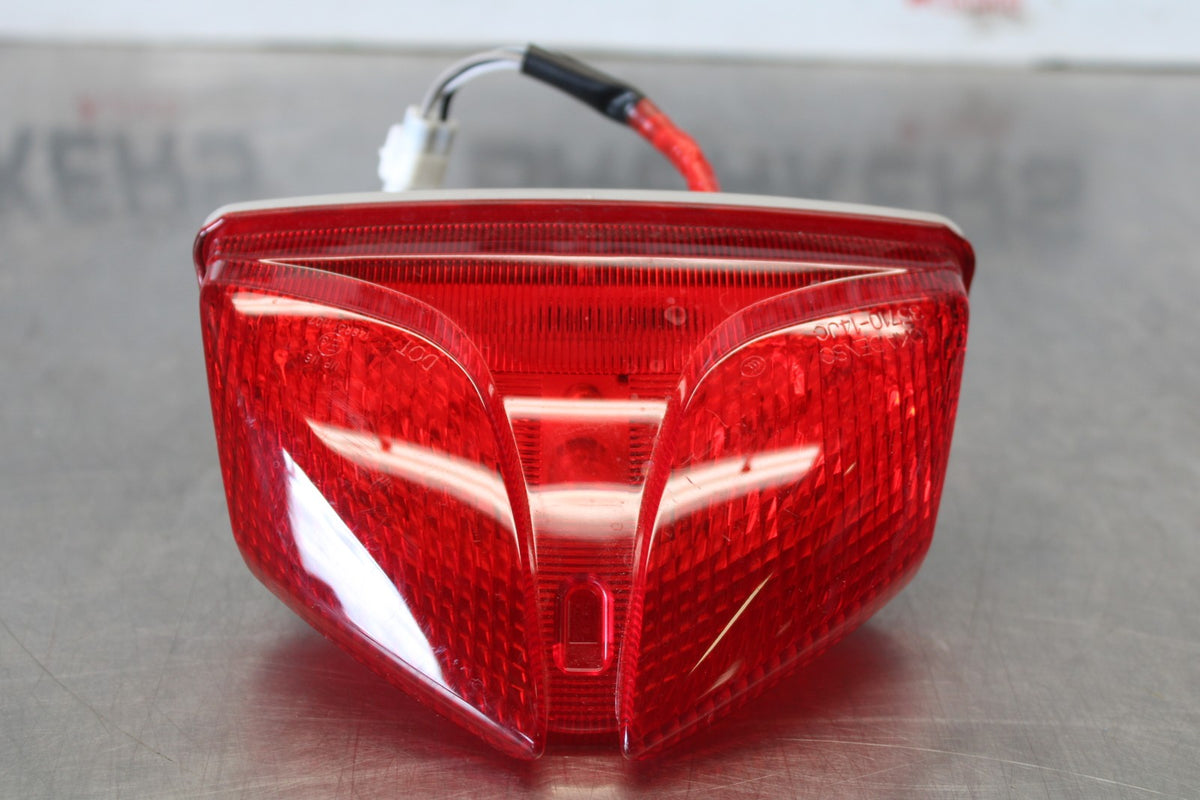 11-26 SUZUKI GSXR750 REAR TAIL TAILLIGHT BACK BRAKE LIGHT BB882