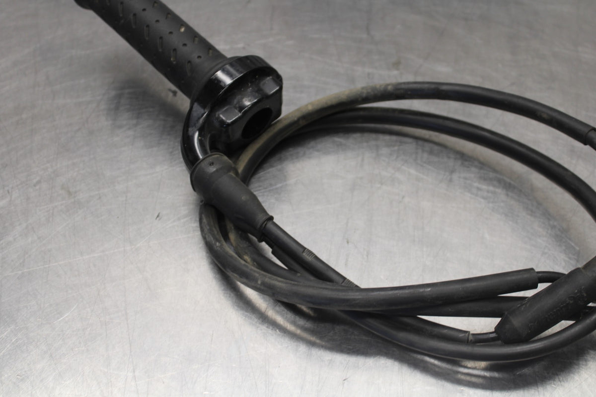 05-08 TRIUMPH SPEED TRIPLE 1050 THROTTLE CABLES LINES & HOUSING BB933