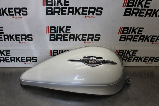 05-09 SUZUKI BOULEVARD C90 RIGHT GAS TANK COVER TRIM PANEL COWL  BB918
