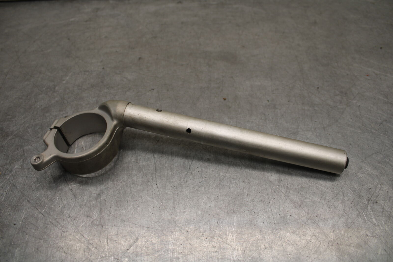 09-14 YAMAHA YZF R1 RIGHT CLIP ON HANDLEBAR 14B-26122-00-00 BB696