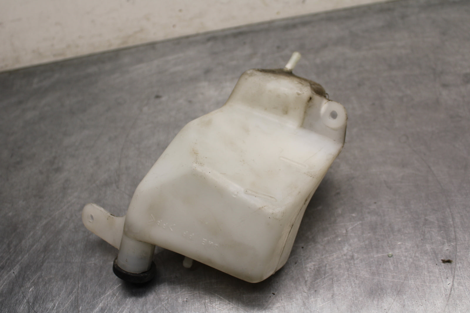04 SUZUKI INTRUDER 800 COOLANT WATER TANK RESERVOIR BOTTLE BB758