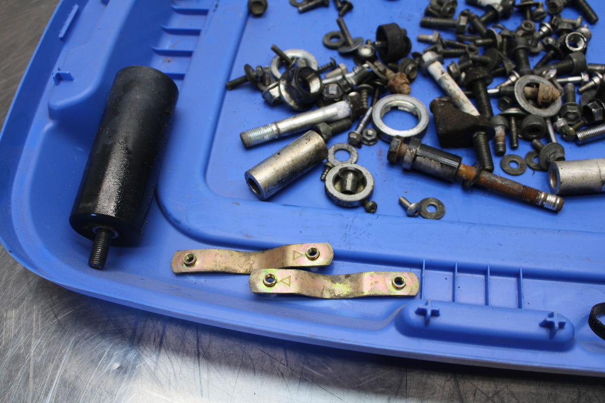 00 SUZUKI SV650 MOUNTING BOLTS HARDWARE MOTOR SCREWS BB156
