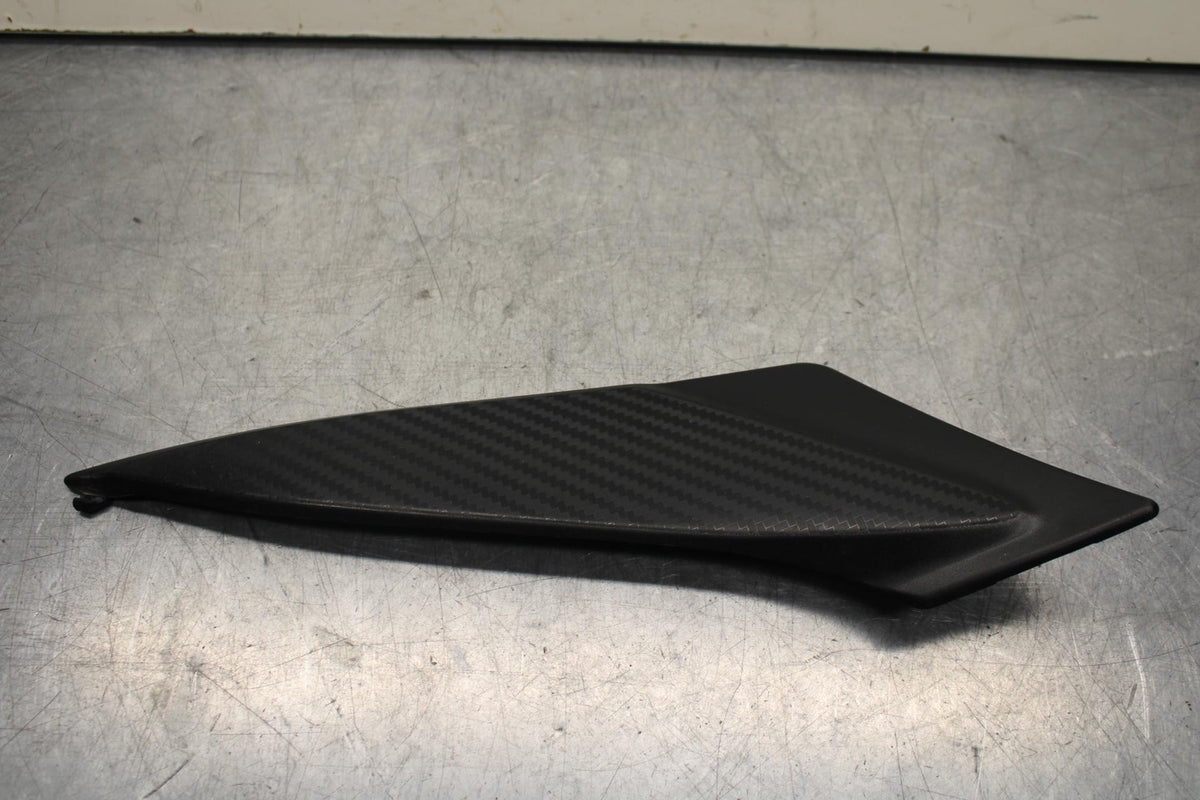2011 Suzuki GSXR600 RIGHT LEFT GAS FUEL TANK PANELS COVERS TRIM SET  BB602