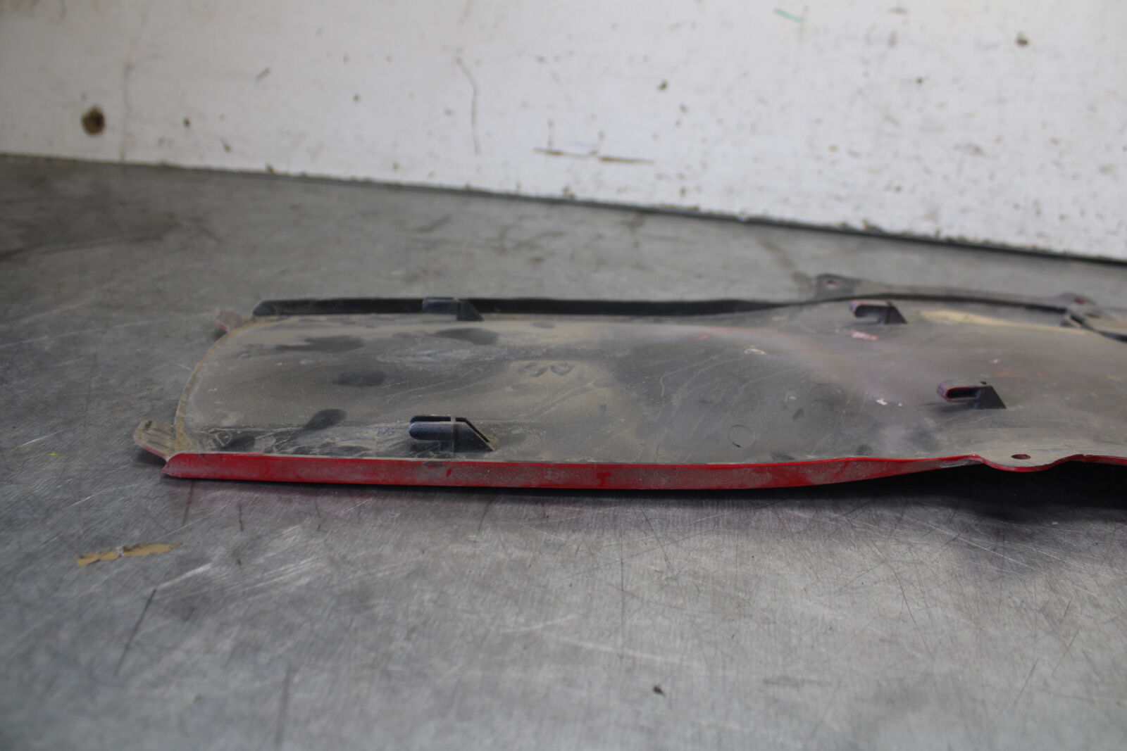06-07 SUZUKI GSXR 600 REAR BACK TAIL UNDERTAIL FAIRING COWL FENDER BB694