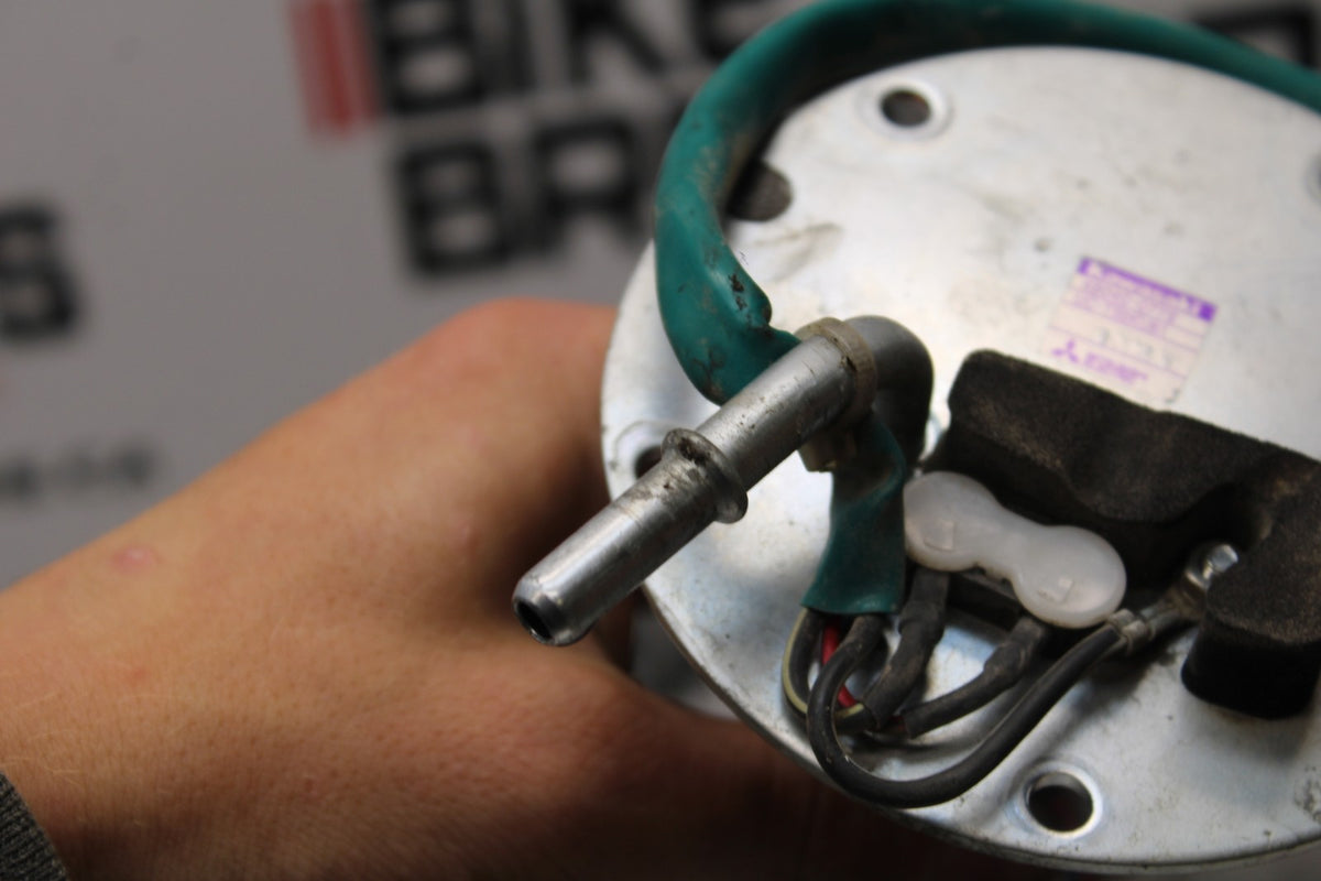19-23 KAWASAKI NINJA ZX6R FUEL PUMP GAS PETROL SENDER UNIT BB188