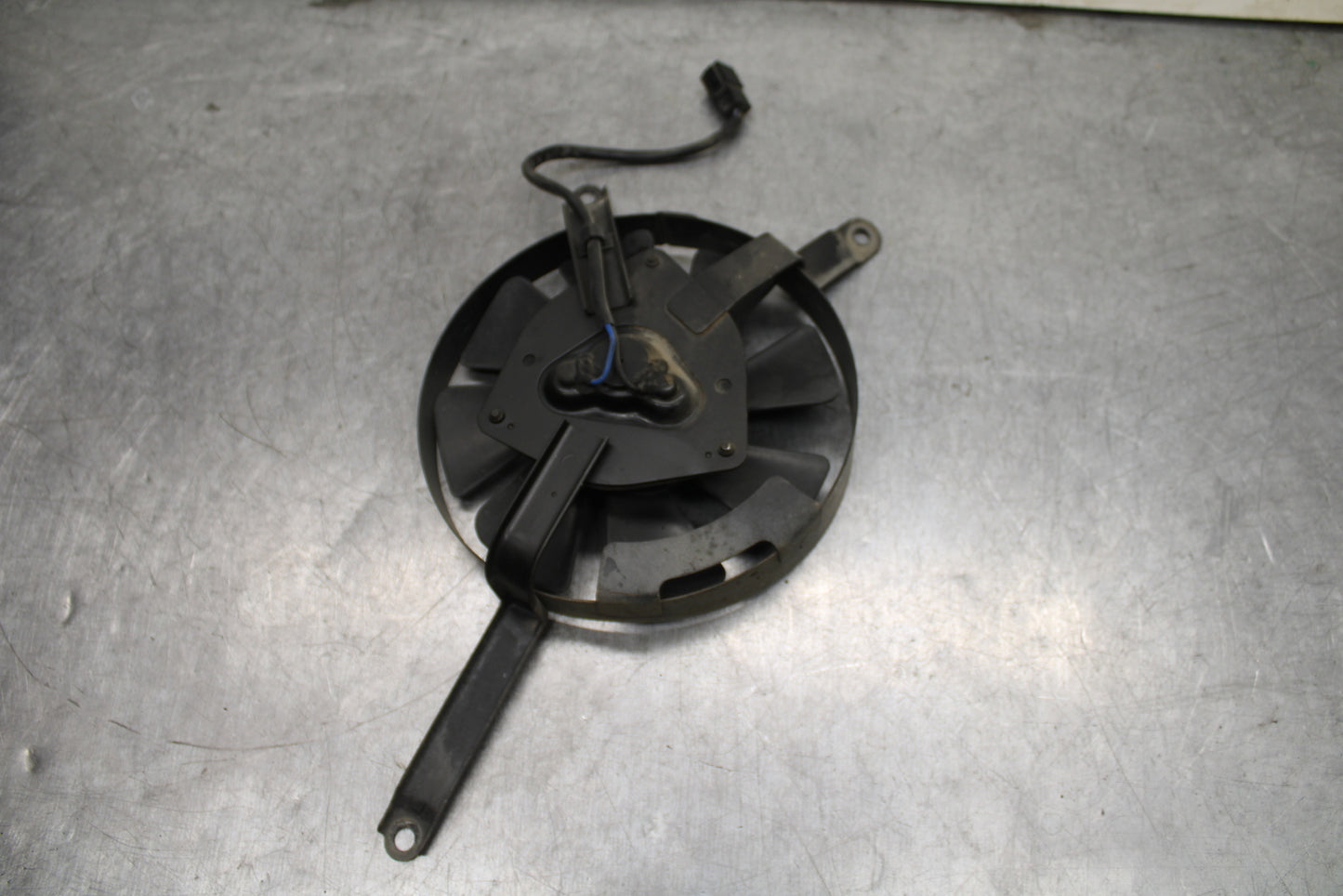 00-02 KAWASAKI NINJA ZX6R ENGINE RADIATOR COOLING FAN BB750