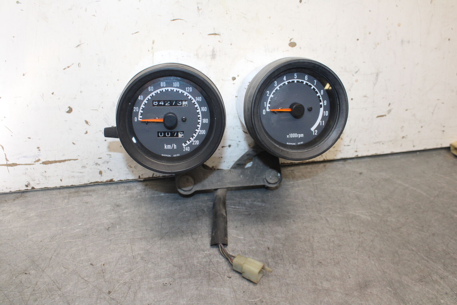 85-86 SUZUKI MADURA 1200 GAUGES METER SPEEDO TACH  BB691