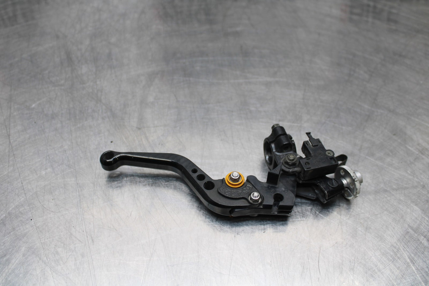 06-07 SUZUKI GSXR 600 CLUTCH PERCH MOUNT WITH LEVER  BB178