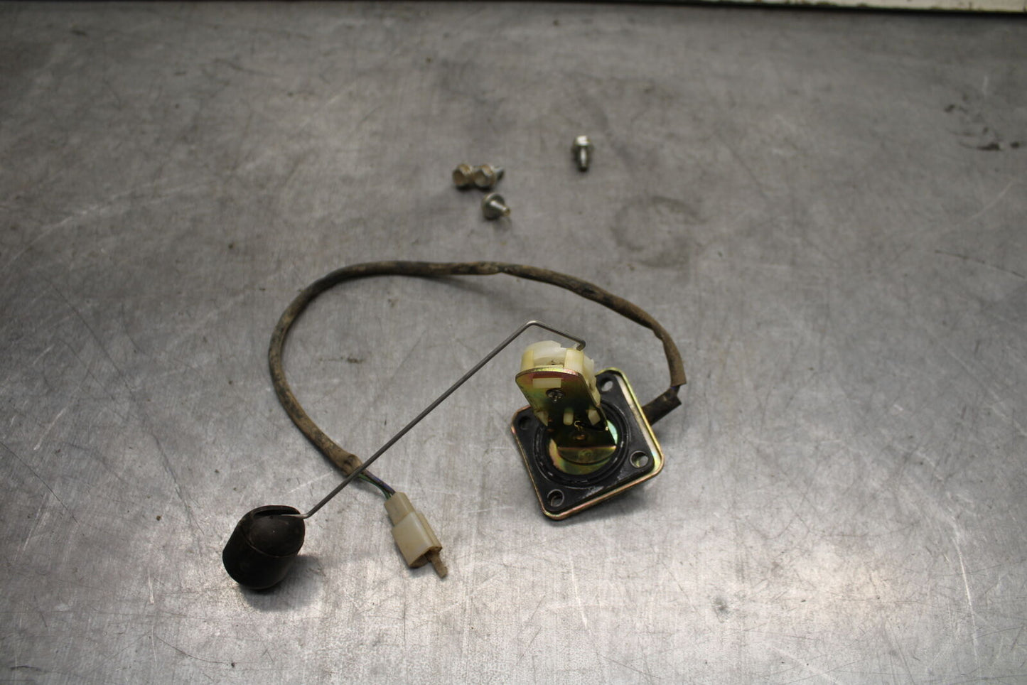 20-24 CF-MOTO CFORCE 600 TOURING FLOAT GAS FUEL PETROL LEVEL SENDING UNIT BB715
