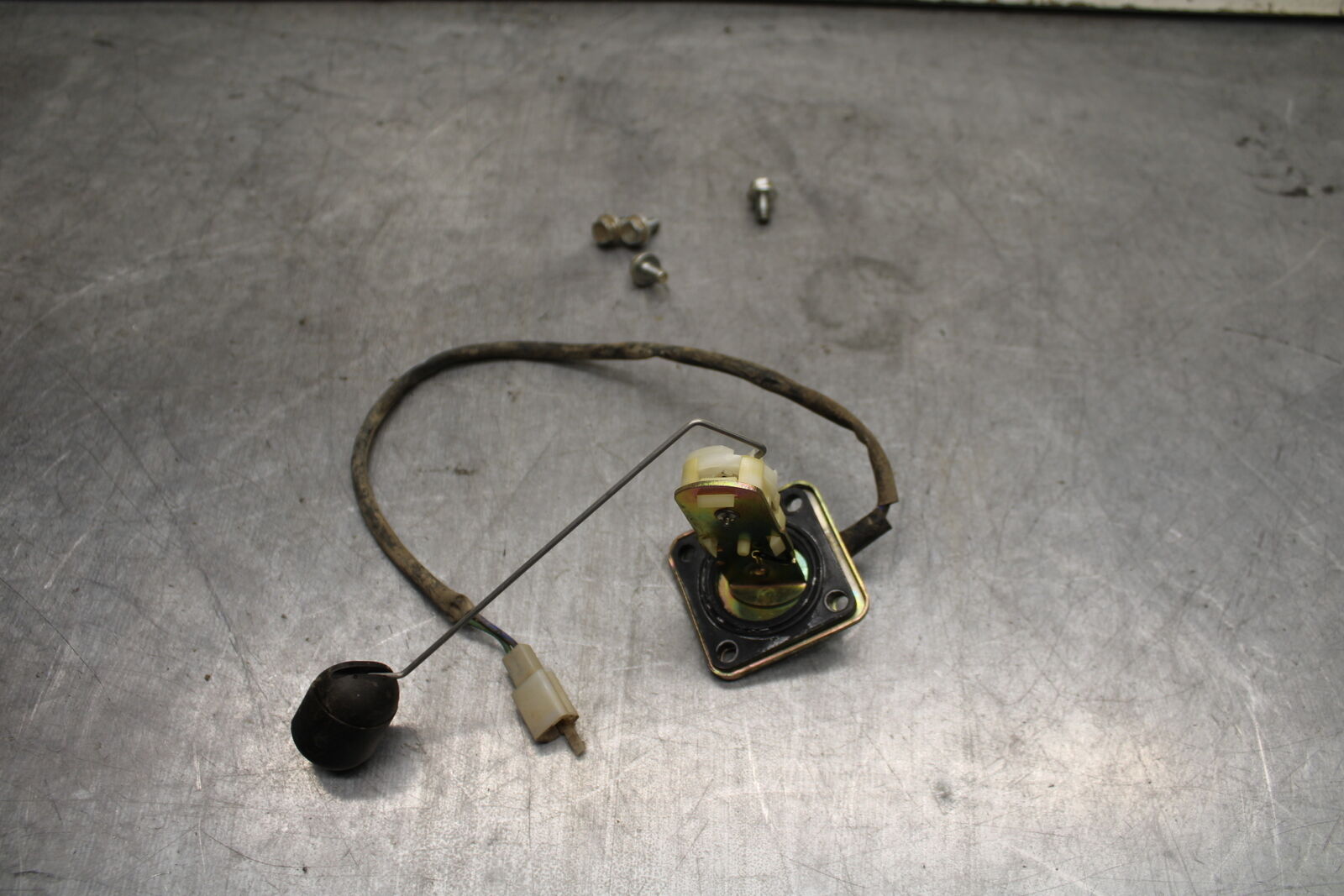20-24 CF-MOTO CFORCE 600 TOURING FLOAT GAS FUEL PETROL LEVEL SENDING UNIT BB715