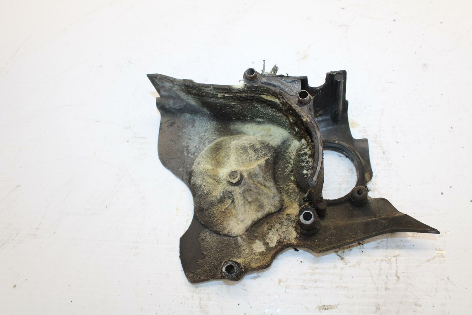 84-85 HONDA V30 MAGNA ENGINE SPROCKET COVER BB251