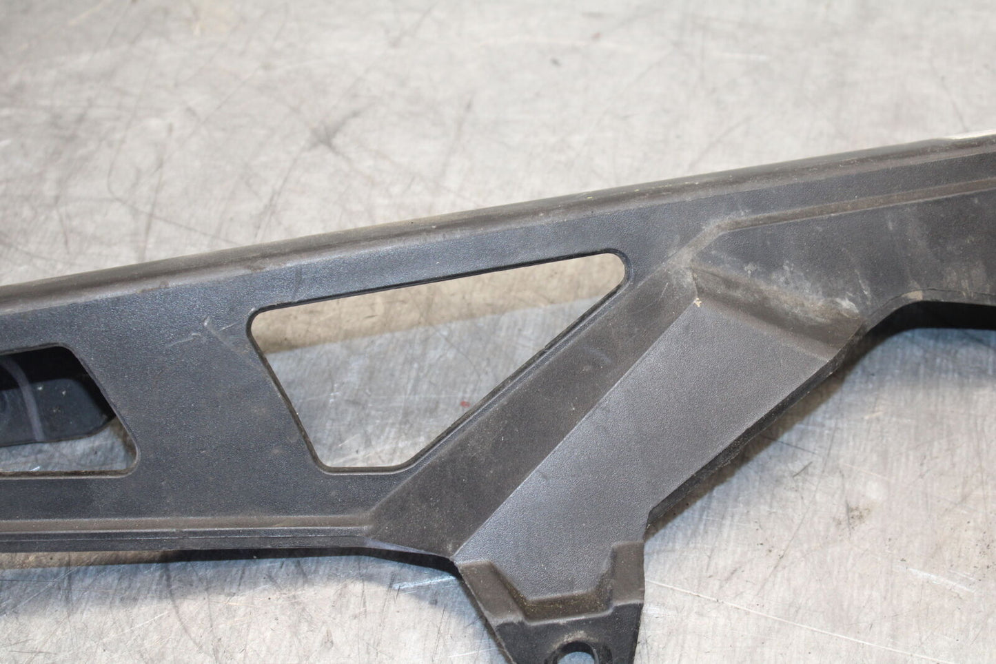 11-24 SUZUKI GSXR  600 750 REAR BACK DRIVE CHAIN GUARD COVER SHIELD BB95