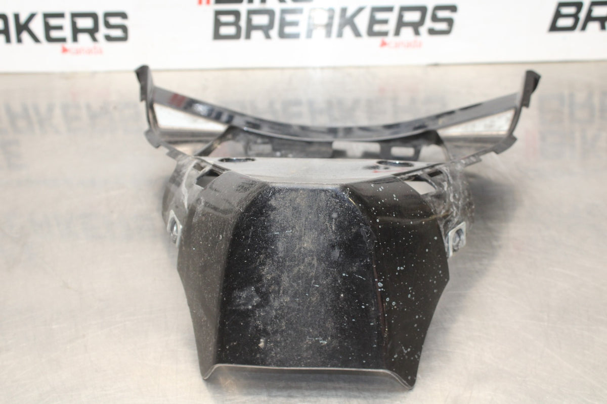 18 YAMAHA YZF R1  FRONT LOWER INNER EXHAUST V FAIRING COWL GUARD BB838