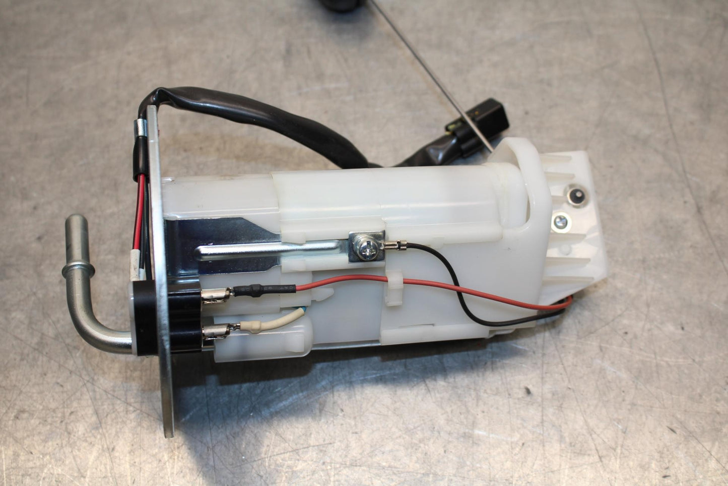 19-22 KAWASAKI Z400 FUEL PUMP GAS PETROL SENDER UNIT BB70