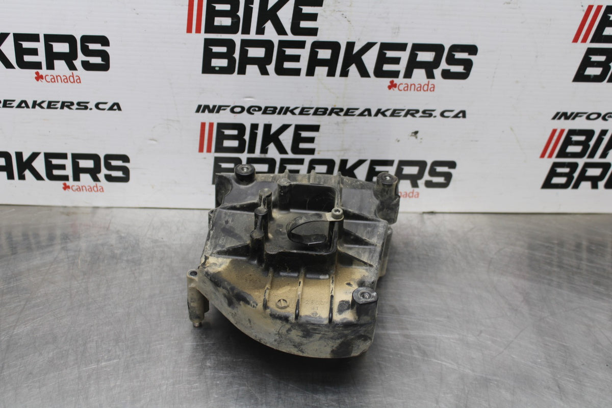07-25 KAWASAKI VULCAN 900 VN900D CLASSIC LT ENGINE SPROCKET PULLEY COVER BB842