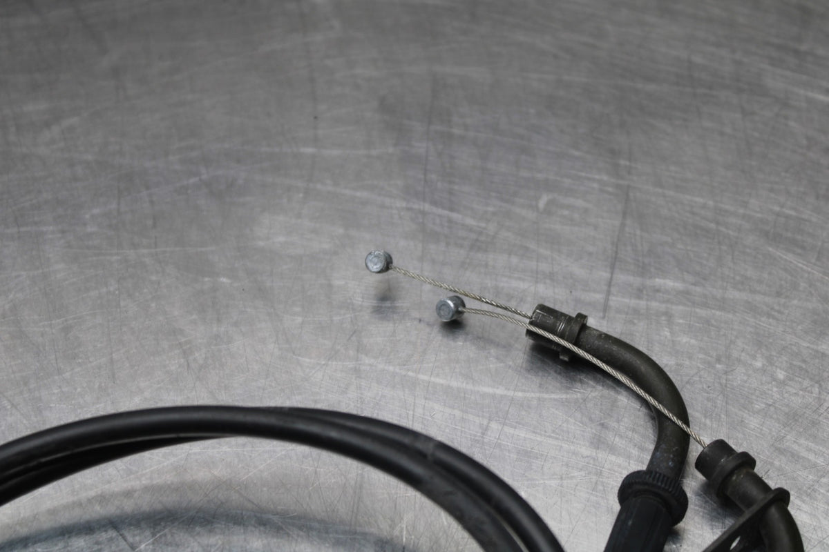 06-07 SUZUKI GSXR750 THROTTLE CABLES LINES BB811