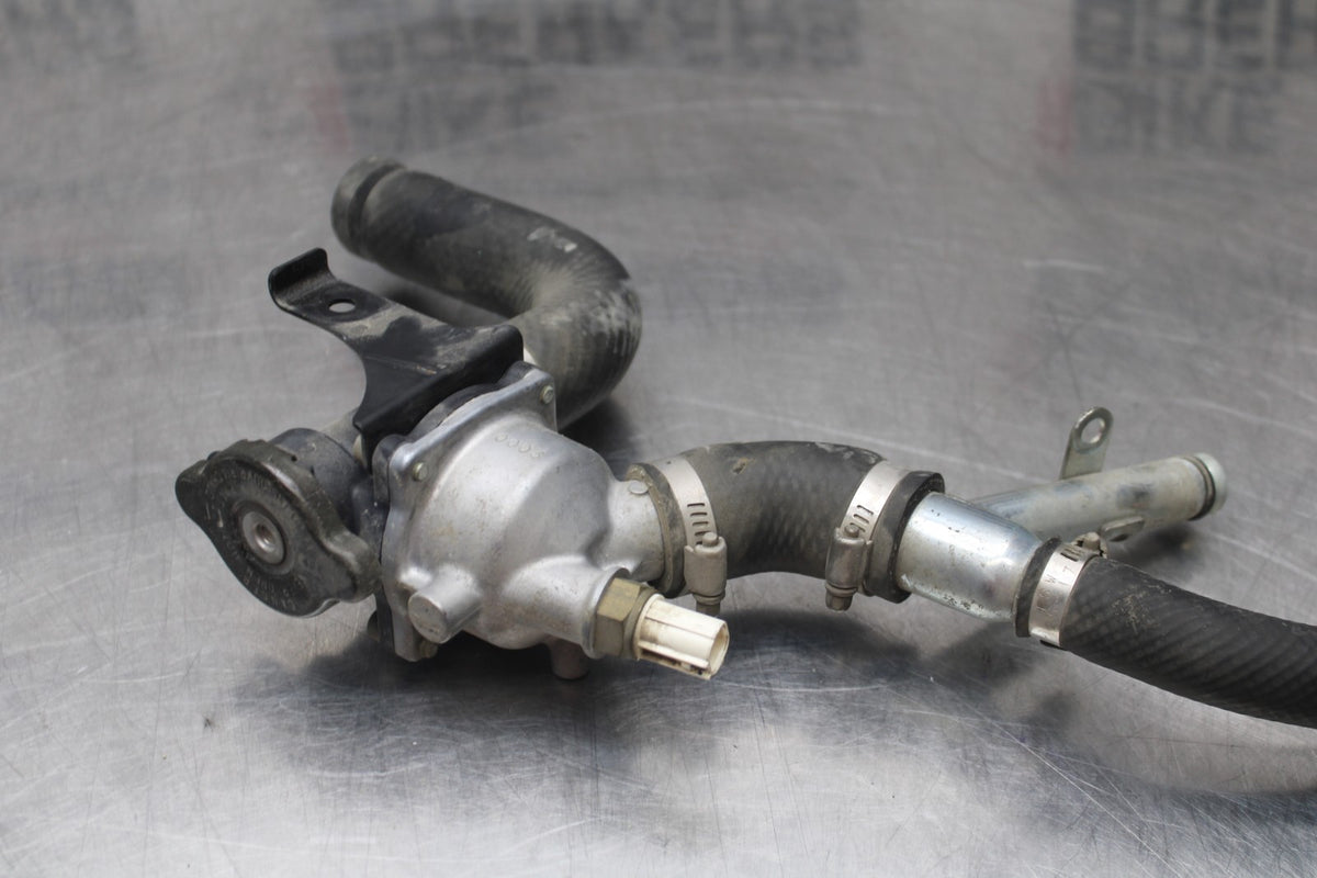 06 KAWASAKI VULCAN 900 THERMOSTAT W HOUSING ASSEMBLY BB799