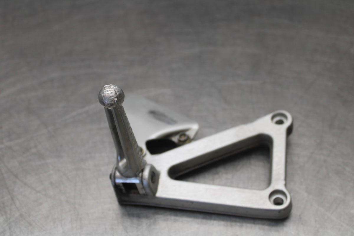 05 DUCATI SUPERSPORT 800 RIGHT REARSET REAR SET DRIVER FOOT PEG REST STOP BB913