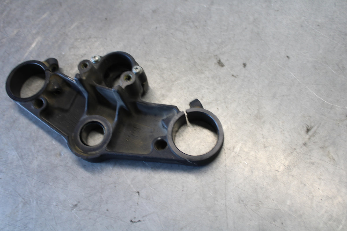 03-04 HONDA CBR600RR FORKS UPPER TRIPLE TREE CLAMP 53300-MEE-000 BB661