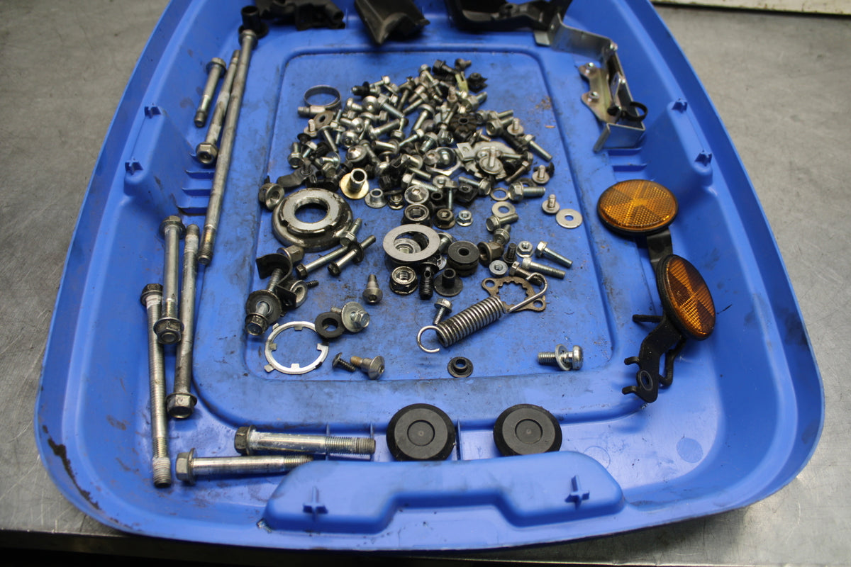 15-16 HONDA CB300F MOUNTING BOLTS HARDWARE MOTOR SCREWS BB740