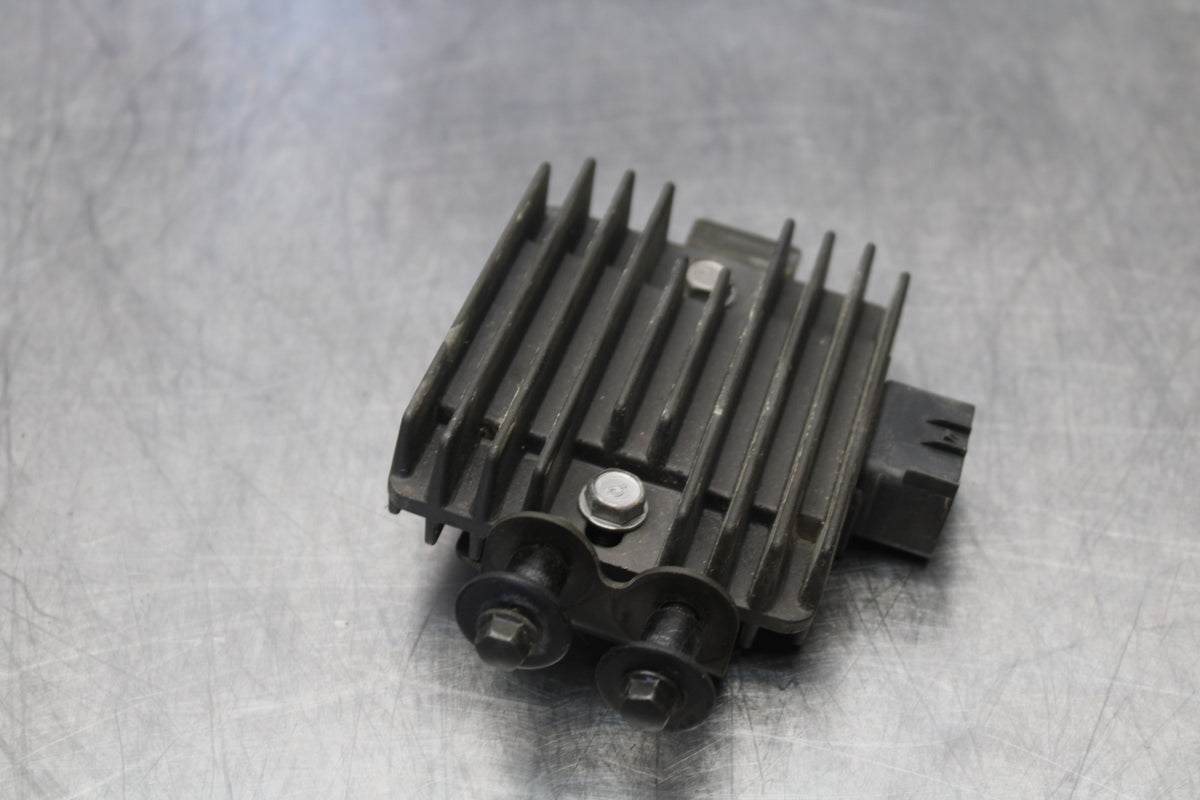 03-06 KAWASAKI Z1000 RECTIFIER VOLTAGE REGULATOR BB164