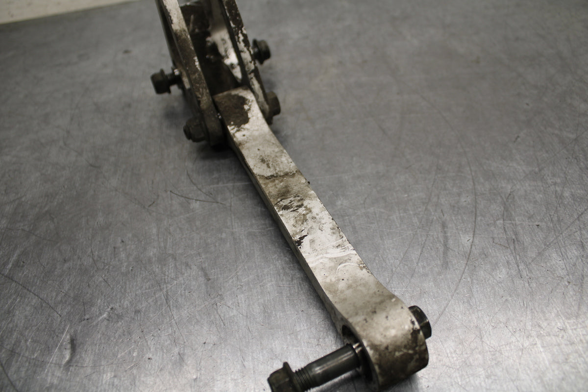 00-01 YAMAHA YZF R1 REAR DOGBONE SHOCK LINKAGE LINK BB755