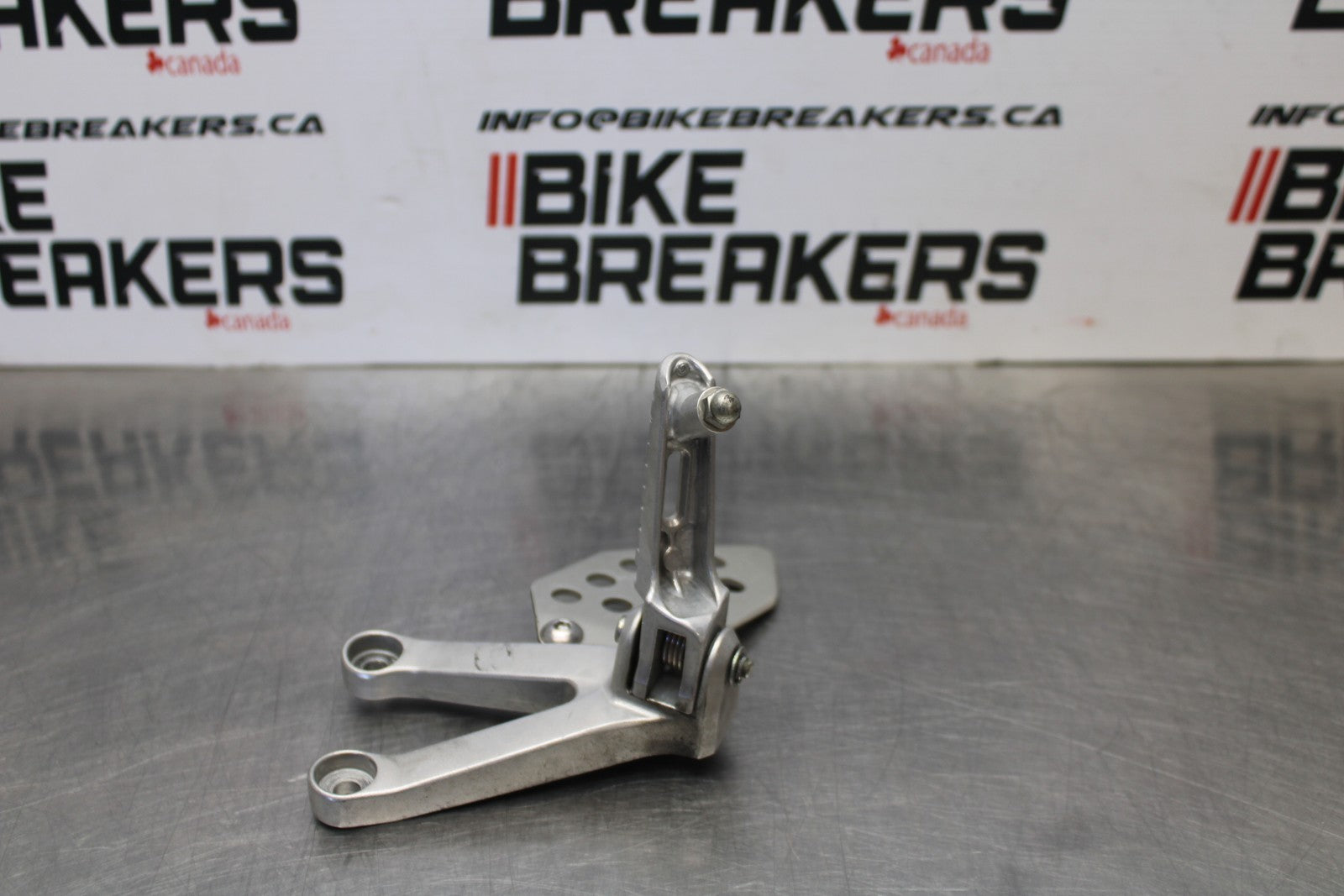 13-24 HONDA CBR600RR LEFT REARSET REAR SET DRIVER FOOT PEG REST STOP BB772