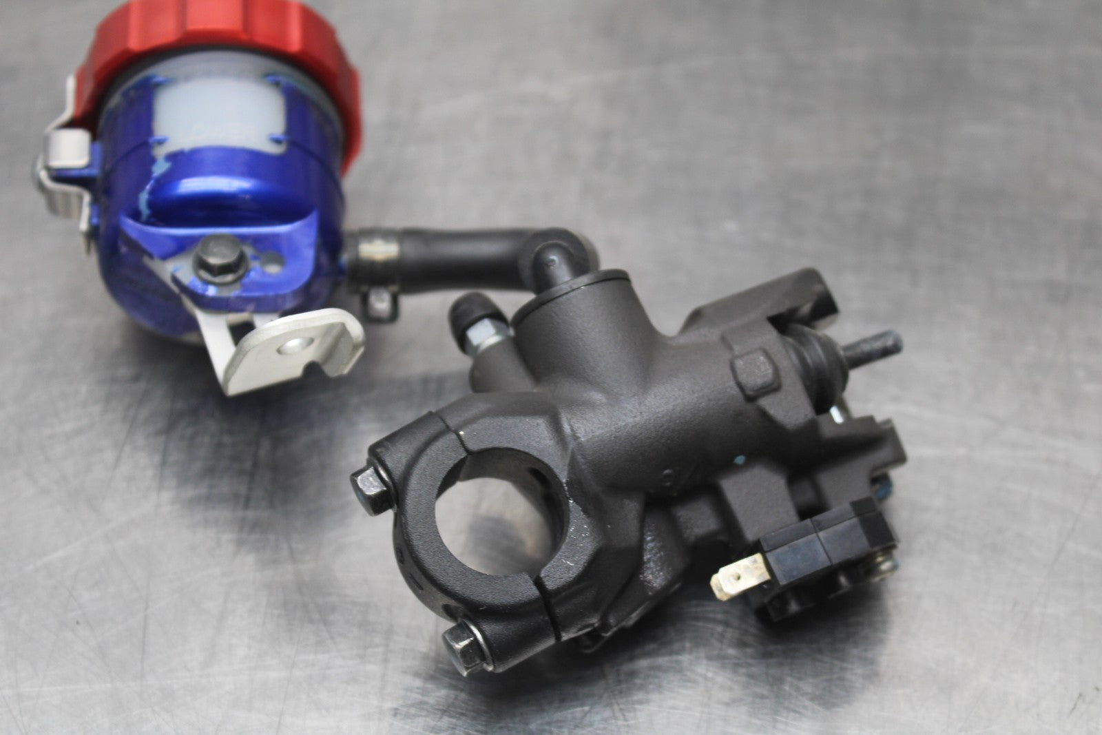 08-10 SUZUKI GSXR 600 FRONT BRAKE MASTER CYLINDER BB202