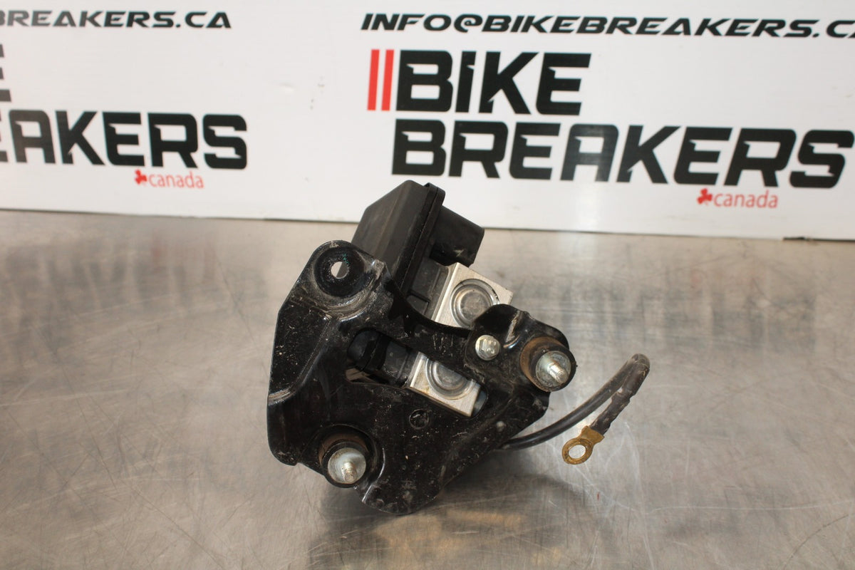 17-22 KTM 390 DUKE ABS PUMP UNIT MODULE BB180