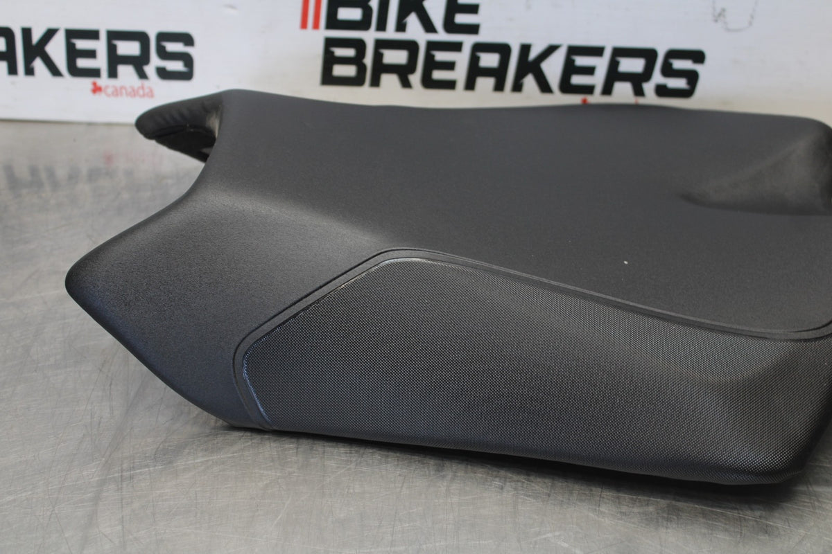 16 APRILIA TUONO V4 1100 FRONT DRIVERS SEAT PAD SADDLE PILLION BB905
