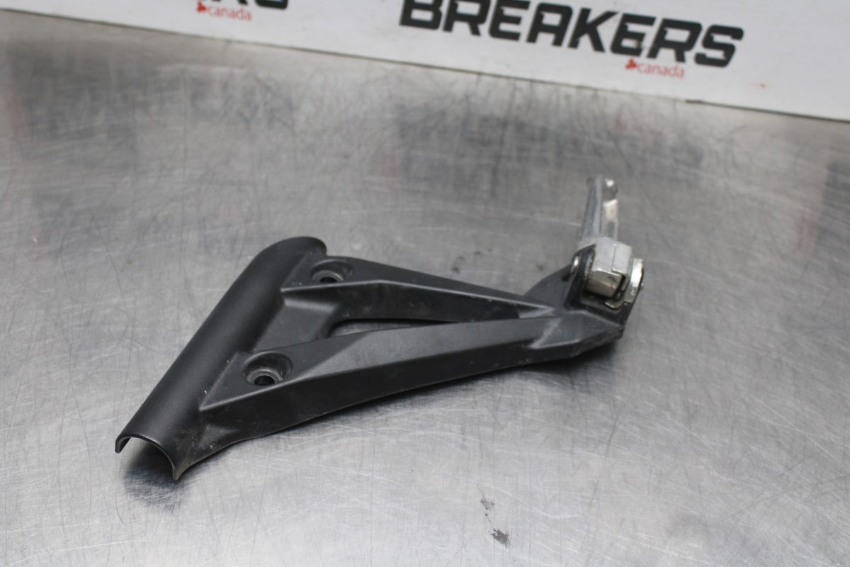 08-12 KAWASAKI NINJA 250R EX250J LEFT REAR BACK PASSENGER PEG BB784